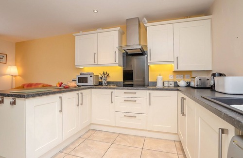 Gwynedd- Snowdonia Cottage | Three Bedroom Holiday Cottage in Betws-Y-Coed | Hendre-Wen