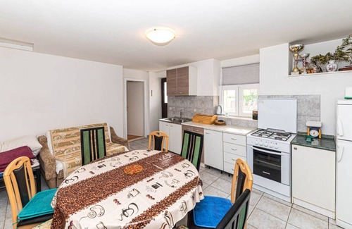 Labin House | Three Bedroom Holiday Home with Pool