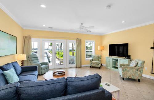 Coral Lagoon House | Three-Bedroom Townhouse