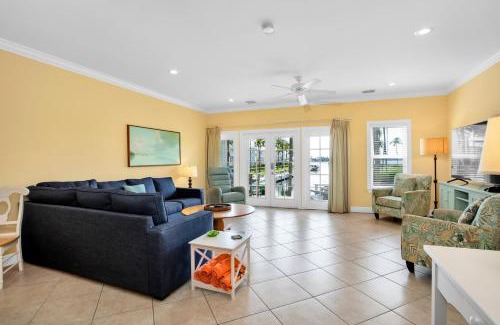 Coral Lagoon House | Three-Bedroom Townhouse