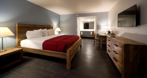 Las Vegas Hotel | Thunderbird Boutique Hotel