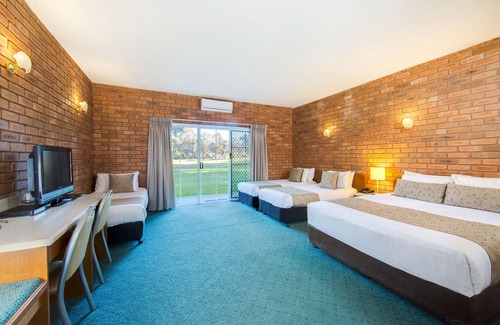 Thurgoona Hotel | Thurgoona Country Club Resort