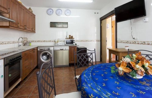 Nava de la Asuncion House | TIARA HOLIDAYS - NAVA DE LA ASUNCIÓN