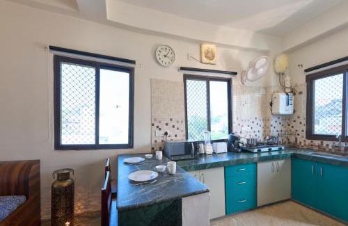 Lake Swaroop Sagar Apartment | TicAna Apartments with all amenities lake view & terrace garden Ac Kitchen wifi