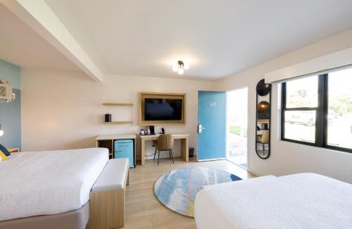 Motel District Hotel | Tides Oceanview Inn and Cottages