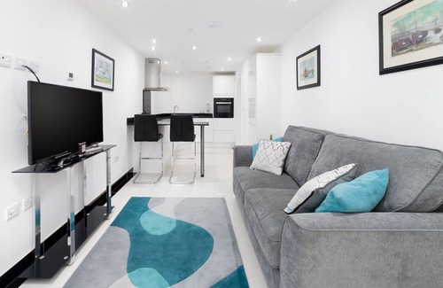 Port Saint Mary Cottage | Tides Reach - a holiday cottage that sleeps 2 guests in 1 bedroom