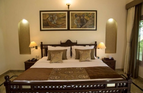 Tala Hotel | Tiger's Den Resort Bandhavgarh