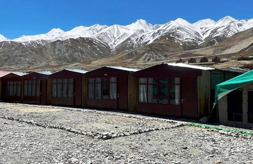 Spangmik RV Rental | TIH Pangong Delight Camps and Cottages