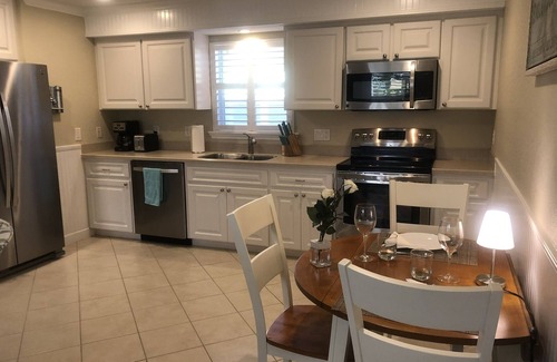 Englewood Apartment | Tiki Garden Getaway SPA and outdoor living. Close to beaches without the costs!