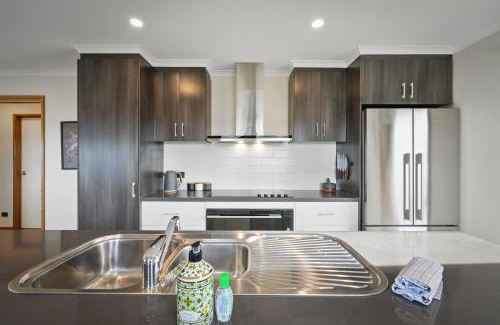 Midway Point House | Timber Mill House - 2 Bedroom House