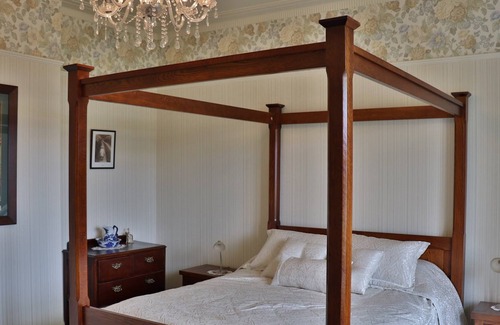 Oamaru House | Time for Tees in the heart of Oamaru