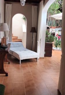 Los Palmitos House | Time To Experience