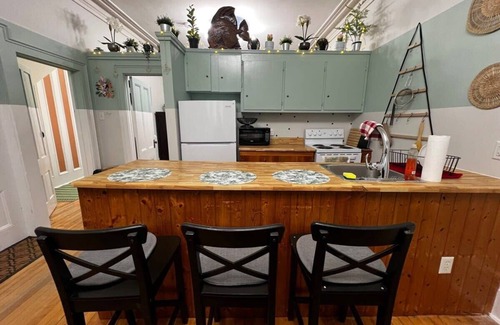 South End Apartment | Timeless Comfort, Downtown Halifax Living