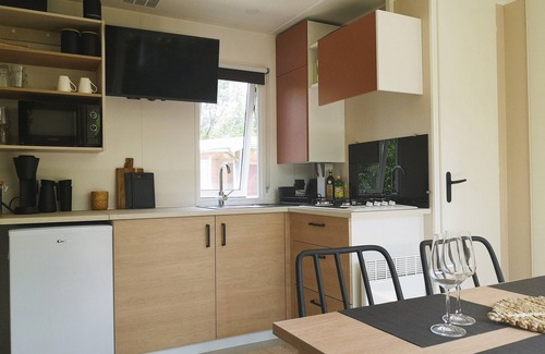 Seekirchen am Wallersee Ski Chalet | Tiny Haus am Wallersee/Tiny House at the lake