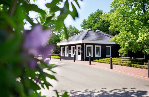 Oirschot Ski Chalet | Tiny House in Brabant With Cozy Terrace