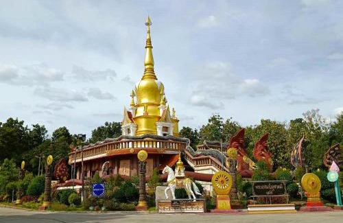 Phu Wiang Ski Chalet | Tiny House - Phu Wiang - Mini Golf - Mookata