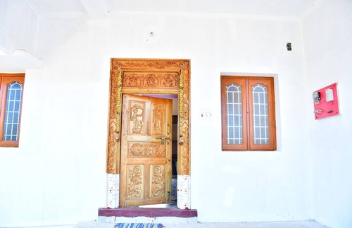 Tiruvannamalai House | Tiru Arunachala Retreat House