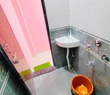 Aundha Nagnath Hotel | Tirupati yatri nivas