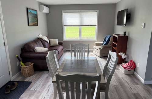 Ellenburg Depot Bed & Breakfast | TKW Farms Four Season Duplex Unit B Pet Friendly