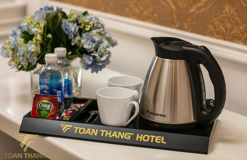 Hanoi Hotel | Toàn Thắng 3 Hotel - By Bay Luxury