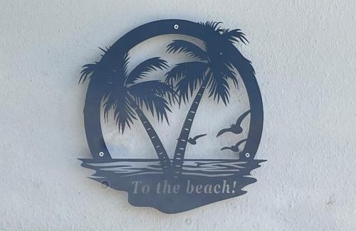 Skerries House | To The Beach!