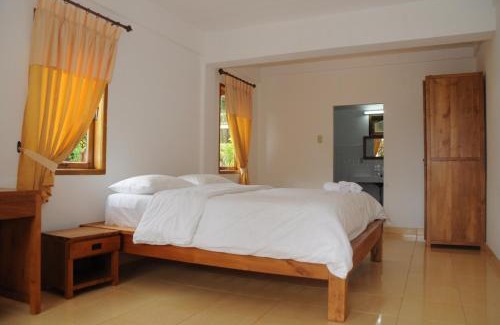 Tuk Tuk Resort | Toba Village Inn