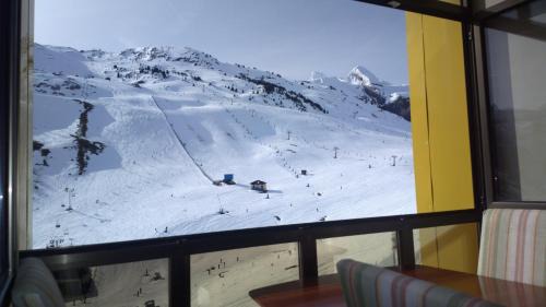 Candanchu Apartment | Tobazo Candanchú pie de pista