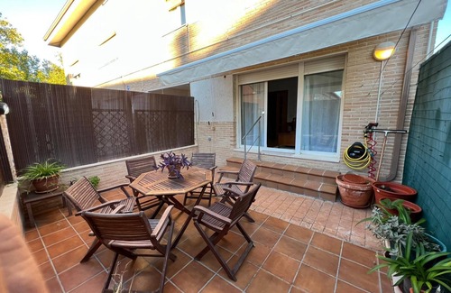 Cobisa Apartment | Toledo y Puy du Fou a 5 Minutos en un Acogedor y Completo Apartamento