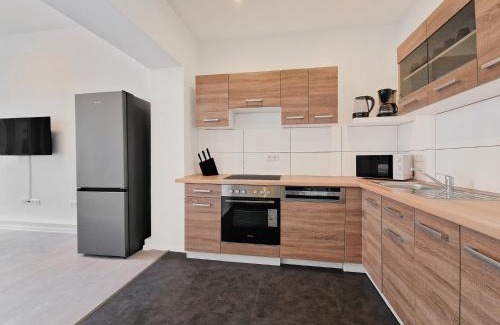 Beeck Apartment | Tolstov Apartments - 3 and 4 Room Monteur Apartments