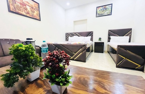 Jangpura Bed & Breakfast | Tom and jerry residency