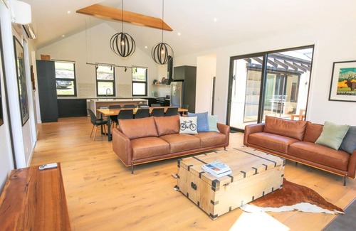 Wandiligong House | TONGA PARK RETREAT : Wandiligong