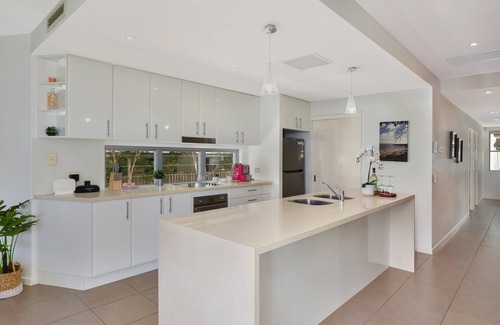 Sunshine Beach Apartment | Top 1 Sunshine Beach Family Retreat