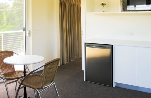 Portsea Apartment | Top Deck Apartment: 1 BR, 1 BA Apartment in Portsea, Sleeps 2