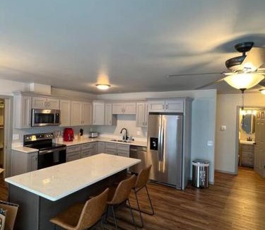 Wasilla Apartment | Top floor lakefront condo with Mountain Views!