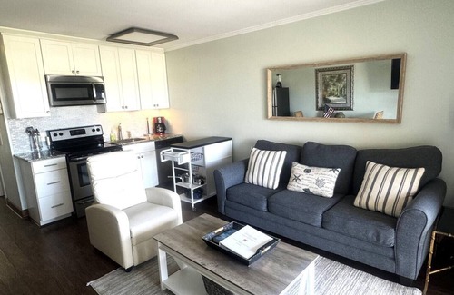 Folly Field Condo | Top-floor villa with beautiful ocean views!