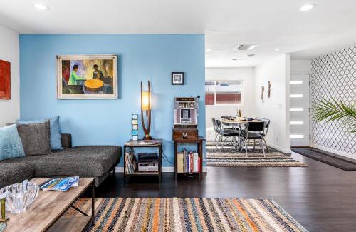 Cathedral City Cove Villa | Top of the Cove by ACME House Company