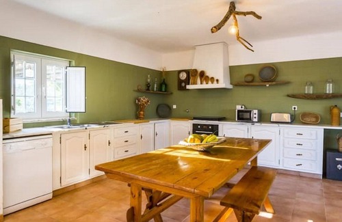 Santa Margarida da Serra Villa | Top Of The Hill Villa by The Getaway Collection