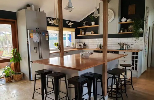 Mount Eliza House | Top of the Mount