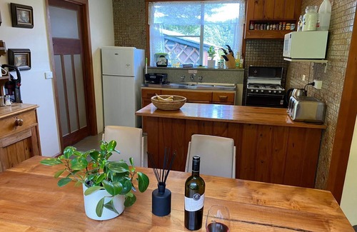 Barramunga Cottage | Top of the Otways the Country Cottage