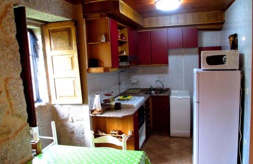 A Merca Apartment | Tourist Apartment Darriba Room