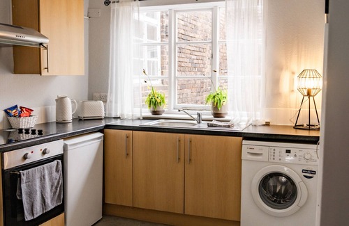 Bridgnorth Apartment | Town Centre Apartment | Sleeps 2-4 | Trendy | Modern | Ideal Getaway