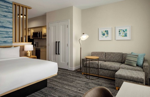 Chilliwack Proper Village West Hotel | TownePlace Suites by Marriott Chilliwack