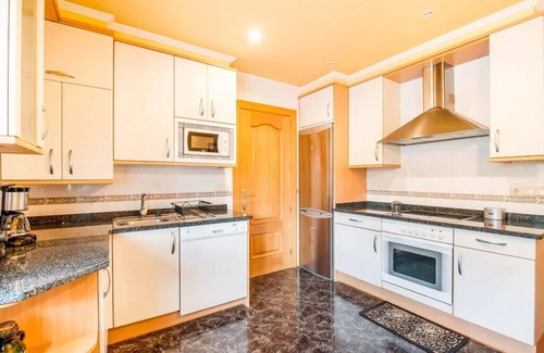 Leitza House | Townhome