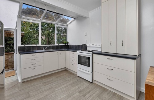 Kensington House | Townhouse/Apartment Central Whangarei in Rural Setting