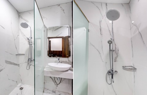 Semarang Utara Hotel | Townhouse OAK Near The Park Mall Semarang Formerly Semarang Boutique Hotel