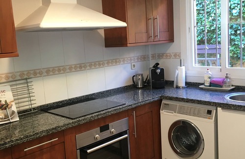 Buenas Noches House | Townhouse with sea view in Estepona near Marbella