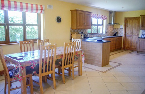 Kilmore Cottage | TRA GHEAL, family friendly, with a garden in Kilmore, County Wexford