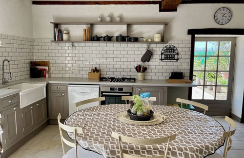 Juillac-le-Coq House | Traditional Charentais villa near Cognac, with private heated pool and garden