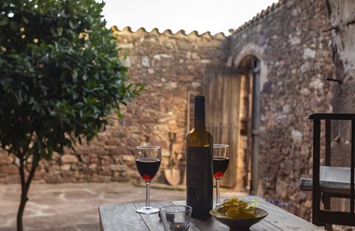 Figaro-Montmany Cottage | Traditional farmhouse 14th century in the natural park of Montseny