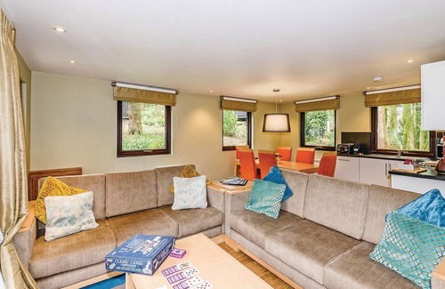 Millom Ski Chalet | Traditional lodge with one double and one twin.